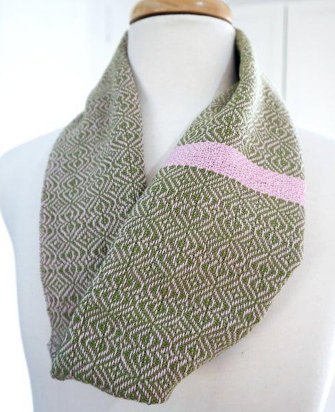 Handwoven cotton scarf in olive green with dusty pink
