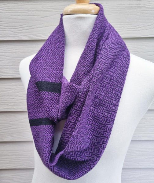 Personalised Gift Pack (Handwoven Scarf + Video) - Threefold Designs